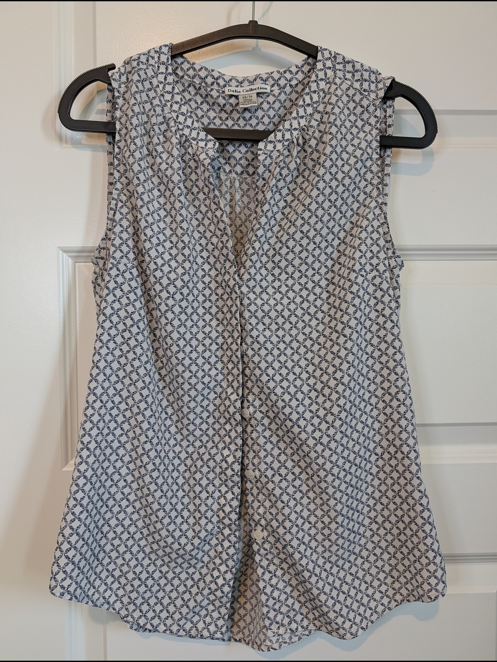Dalia Collection Sleeveless Geometric Print Top